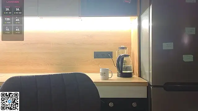 miss bubbles  online show from October 21, 2025, 12:21 am