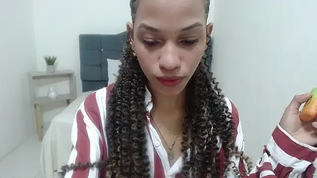 KittyLove s online show from April 25, 2026, 8:39 pm