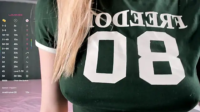 OdelynaFrake online show from October 26, 2025, 5:24 pm