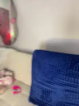 snow doll online show from November 17, 2025, 8:46 pm