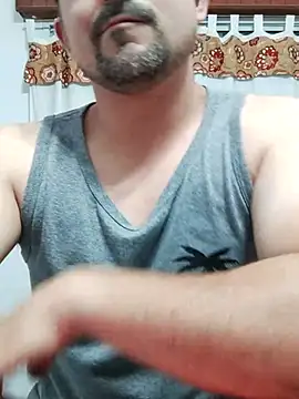 Bradd 32 online show from October 23, 2025, 2:10 am