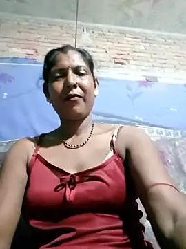 Snapshot of Savita992 chatting on July 1, 2026, 6:08 pm Savita992 online show from July 1, 2026, 6:08 pm