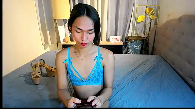 Snapshot of KatieCookie4ux chatting on November 13, 2025, 6:12 pm KatieCookie4ux online show from November 13, 2025, 6:12 pm