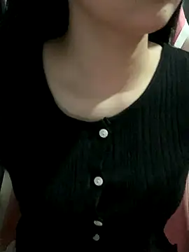 Linhtruong  online show from November 4, 2025, 3:32 am