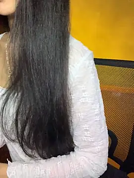 Snapshot of Nhinhi18 chatting on March 4, 2026, 3:53 pm Nhinhi18 online show from March 4, 2026, 3:53 pm