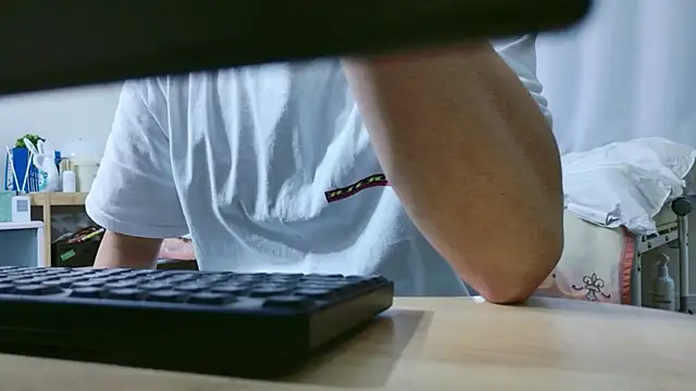 C-4bomb online show from March 11, 2026, 1:10 am