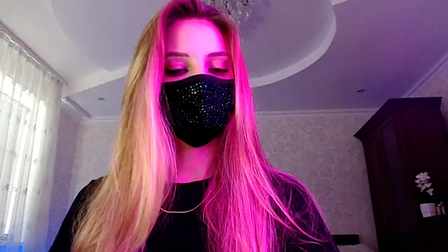 Snapshot of Iris_lave chatting on July 13, 2026, 3:55 pm Iris lave online show from July 13, 2026, 3:55 pm