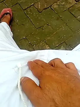 hackyourpussyxh online show from March 22, 2026, 8:49 am