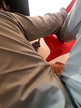 Snapshot of hackyourpussy@xh chatting on November 26, 2025, 10:04 am hackyourpussyxh online show from November 26, 2025, 10:04 am