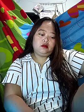 sweetbigtits19 online show from March 26, 2026, 11:30 am