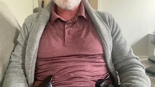 Snapshot of braselton06 chatting on October 15, 2025, 2:58 pm braselton06 online show from October 15, 2025, 2:58 pm