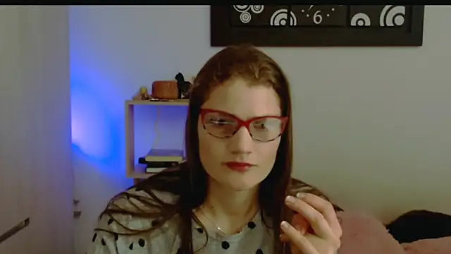 Snapshot of Camila-ventura chatting on May 21, 2026, 12:24 pm Camila-ventura online show from May 21, 2026, 12:24 pm