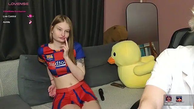 Snapshot of Tea_white chatting on February 5, 2026, 3:02 am Tea white online show from February 5, 2026, 3:02 am