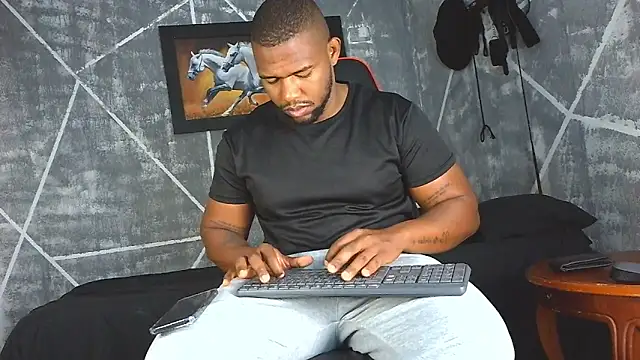 big blackmen19 online show from April 15, 2026, 6:01 pm