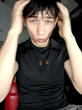 Logan sixxer online show from April 19, 2026, 4:24 am