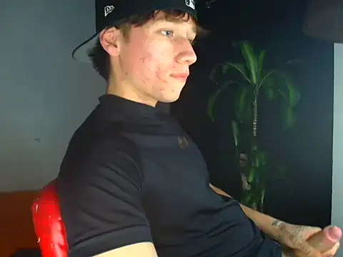 Logan sixxer online show from November 14, 2025, 11:08 pm