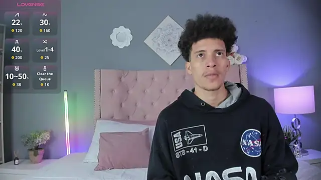 Joe And Emma online show from November 13, 2025, 10:02 pm