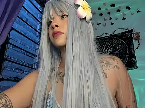 Sweet mim  online show from May 14, 2026, 11:13 pm