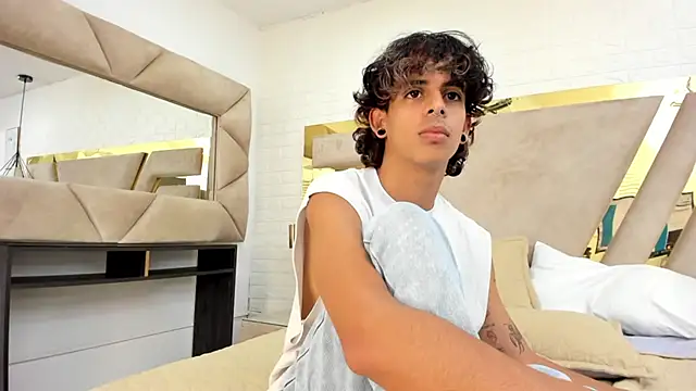 Snapshot of Ibratxandy chatting on September 16, 2025, 7:26 pm Ibratxandy online show from September 16, 2025, 7:26 pm