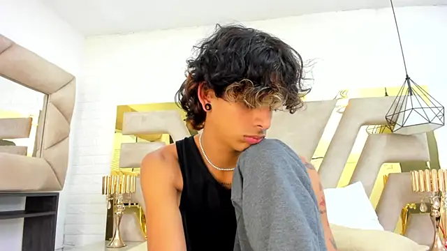 Snapshot of Ibratxandy chatting on September 23, 2025, 6:48 pm Ibratxandy online show from September 23, 2025, 6:48 pm