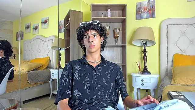 Snapshot of Ibratxandy chatting on October 16, 2025, 7:00 pm Ibratxandy online show from October 16, 2025, 7:00 pm