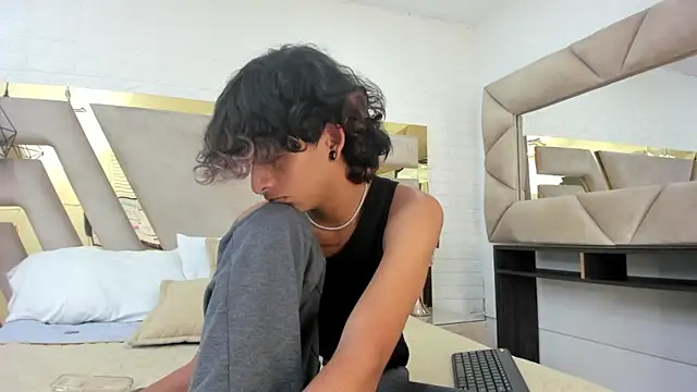 Snapshot of Ibratxandy chatting on September 15, 2025, 8:53 pm Ibratxandy online show from September 15, 2025, 8:53 pm