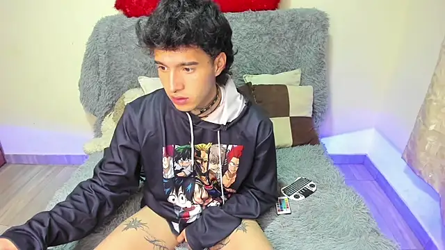 Snapshot of _viollette_ chatting on October 21, 2025, 12:43 am viollette online show from October 21, 2025, 12:43 am