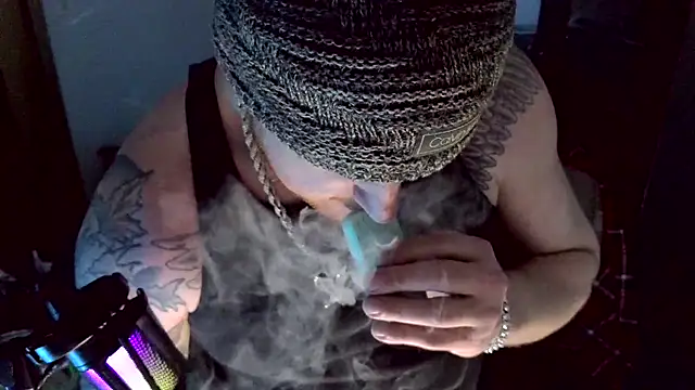 CloudyKingG online show from March 9, 2026, 5:33 am