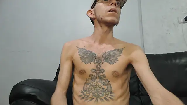 AlexandroRossi online show from November 14, 2025, 4:49 am