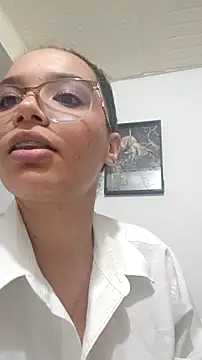 Ayshel cooperr online show from November 14, 2025, 12:25 am