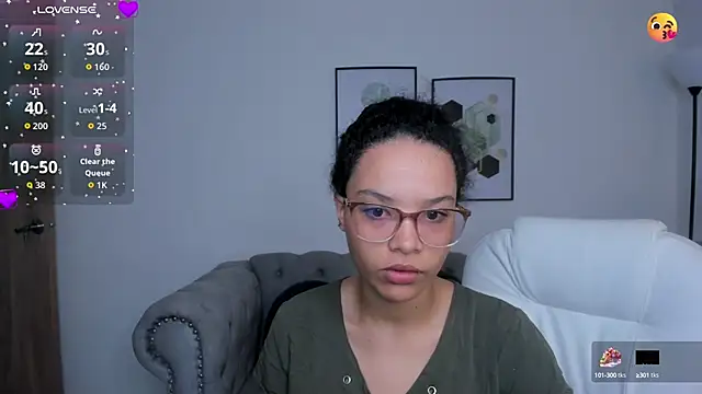 Ayshel cooperr online show from October 15, 2025, 4:00 am