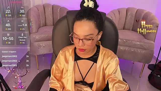 Ayshel cooperr online show from October 13, 2025, 4:14 am