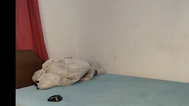 JullyanaRain online show from July 14, 2026, 6:58 pm