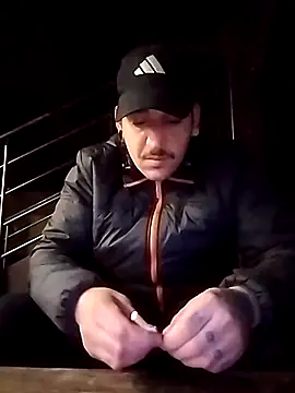 JuicyBigcockxh online show from March 1, 2026, 9:48 pm