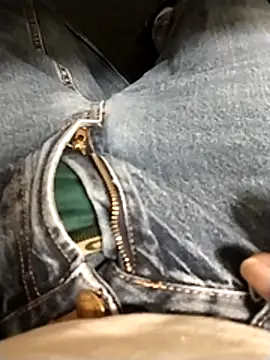 Snapshot of Ajayy01 chatting on November 17, 2025, 4:11 pm Ajayy01 online show from November 17, 2025, 4:11 pm