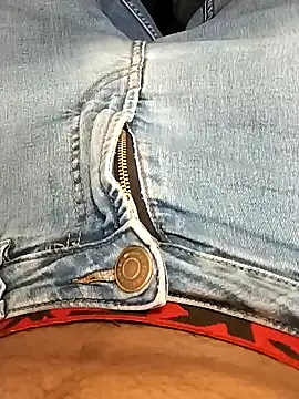 Snapshot of Ajayy01 chatting on November 3, 2025, 3:48 pm Ajayy01 online show from November 3, 2025, 3:48 pm