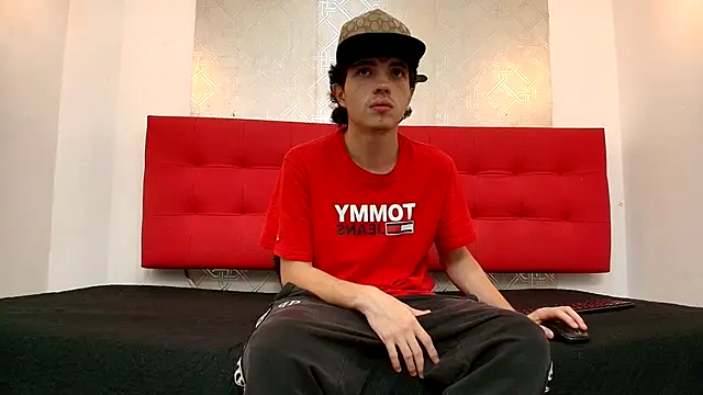 dia fax18 online show from September 20, 2025, 11:37 am