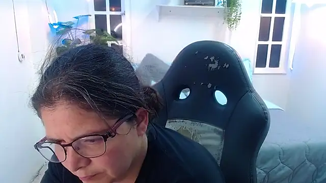 Linda banks  online show from September 17, 2025, 9:22 am