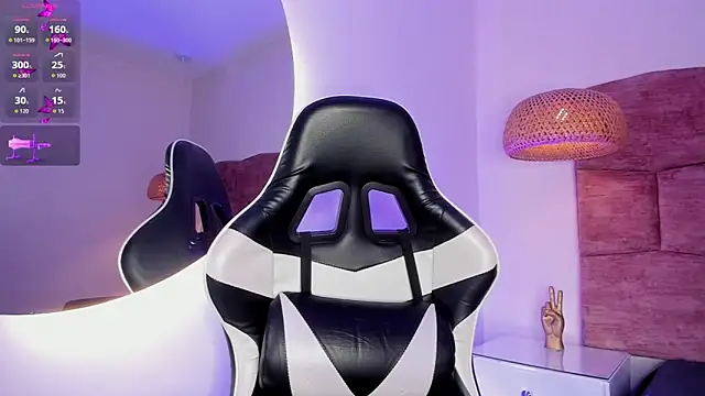 Snapshot of dani_velvet chatting on December 16, 2025, 3:11 am dani velvet online show from December 16, 2025, 3:11 am