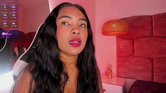 Snapshot of dani_velvet chatting on December 14, 2025, 2:51 am dani velvet online show from December 14, 2025, 2:51 am