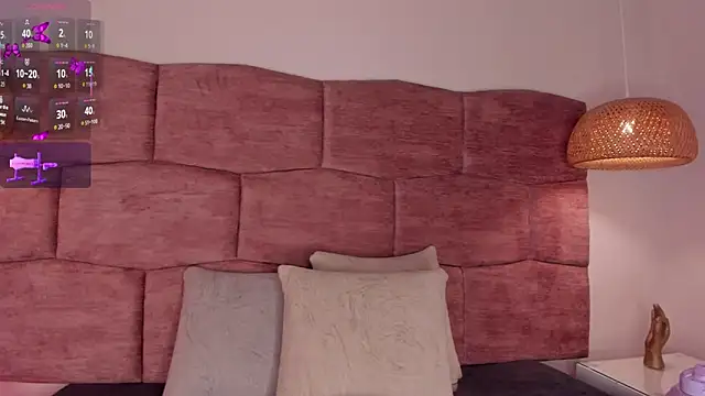 Snapshot of dani_velvet chatting on February 18, 2026, 3:04 am dani velvet online show from February 18, 2026, 3:04 am