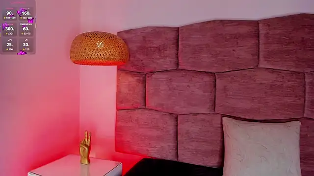 Snapshot of dani_velvet chatting on December 21, 2025, 2:35 am dani velvet online show from December 21, 2025, 2:35 am