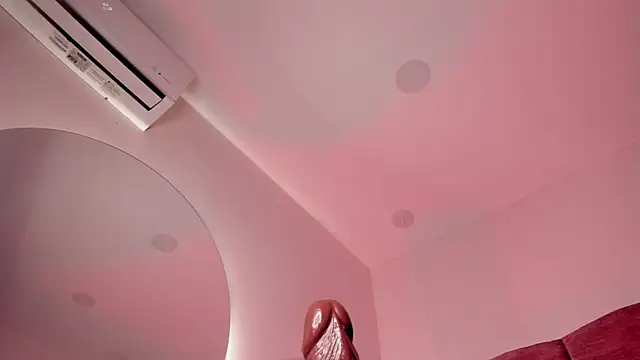 Snapshot of dani_velvet chatting on February 6, 2026, 3:02 am dani velvet online show from February 6, 2026, 3:02 am