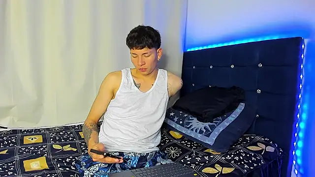 Tatiiana n Damiian online show from September 29, 2025, 10:15 pm