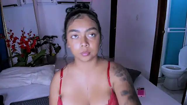 nahomy ryans online show from November 8, 2025, 4:49 am