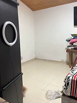 Alina0 online show from October 23, 2025, 5:22 pm