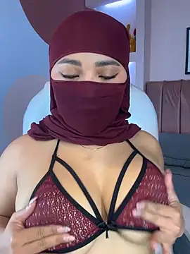Natashaaa1 online show from July 8, 2026, 7:58 pm