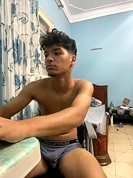 dermino12 online show from November 6, 2025, 2:10 pm