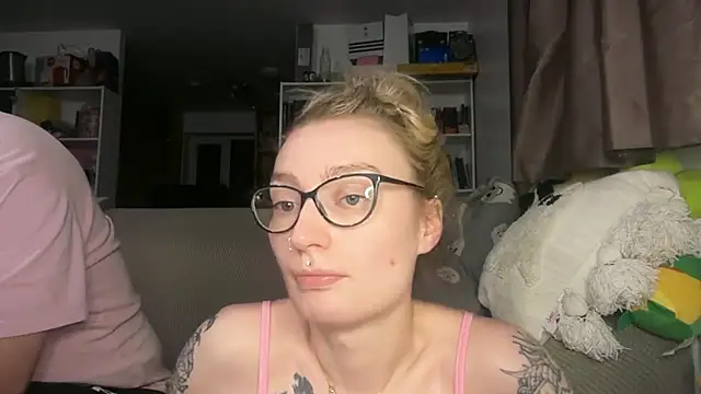 harleyblair online show from May 19, 2026, 10:06 pm