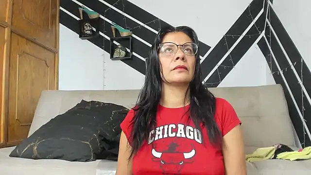 sofia hot vc online show from October 26, 2025, 3:40 am